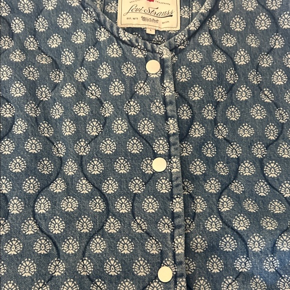 Levi's denim quilted snap jacket - Picture 3 of 10